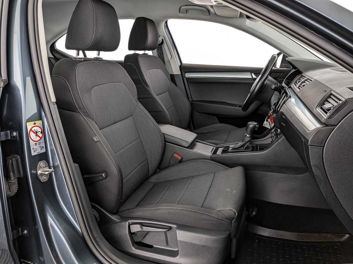 Skoda Superb с пробегом — 2018 год. Фото: #19