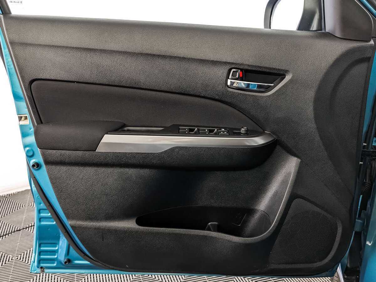 Suzuki Vitara с пробегом — 2021 год. Фото: #14