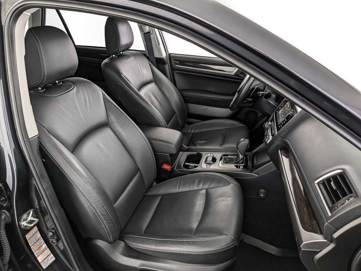 Subaru Outback с пробегом — 2017 год. Фото: #18