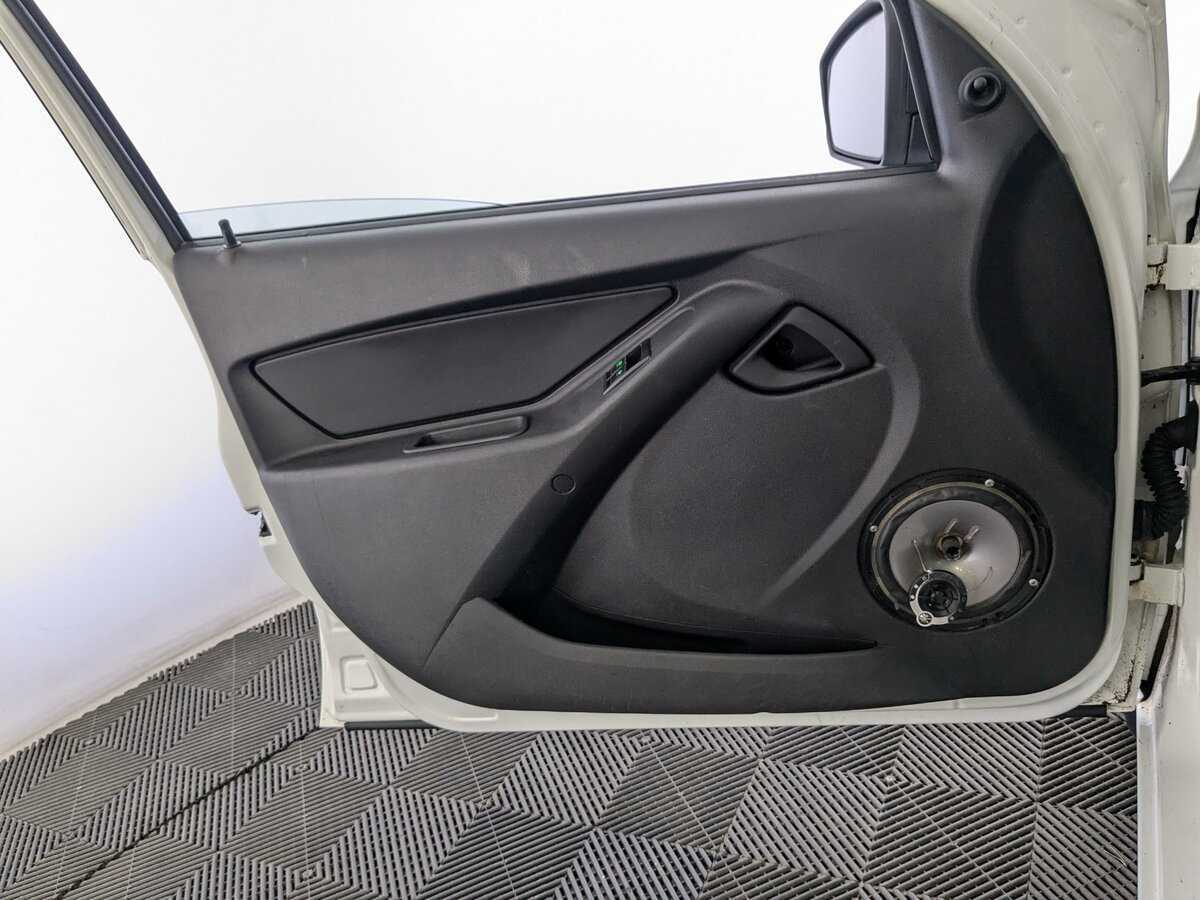 Lada (ВАЗ) Granta с пробегом — 2021 год. Фото: #12