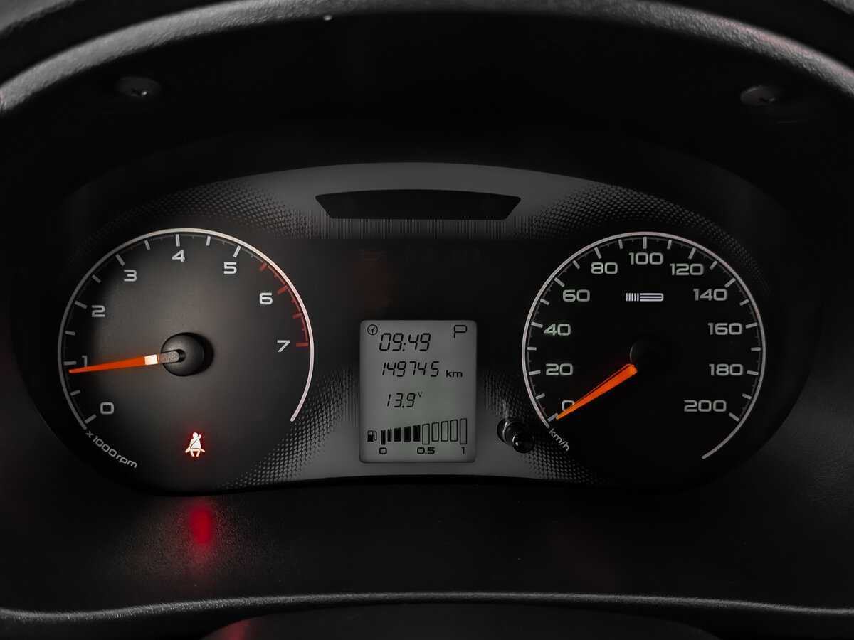 Lada (ВАЗ) Granta с пробегом — 2017 год. Фото: #11