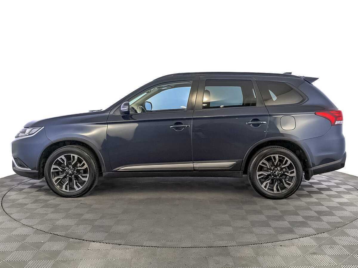 Mitsubishi Outlander с пробегом — 2021 год. Фото: #7