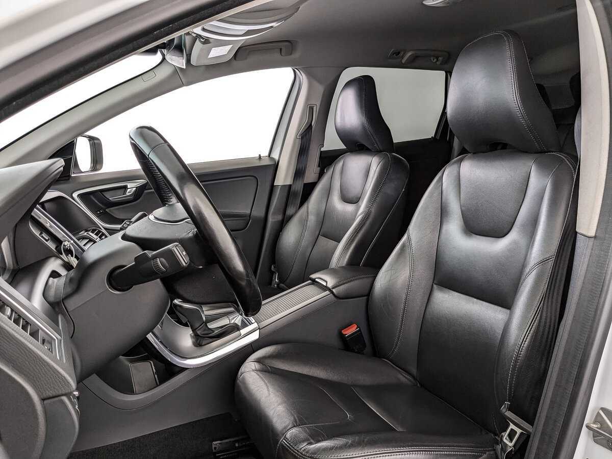 Volvo XC60 с пробегом — 2017 год. Фото: #15