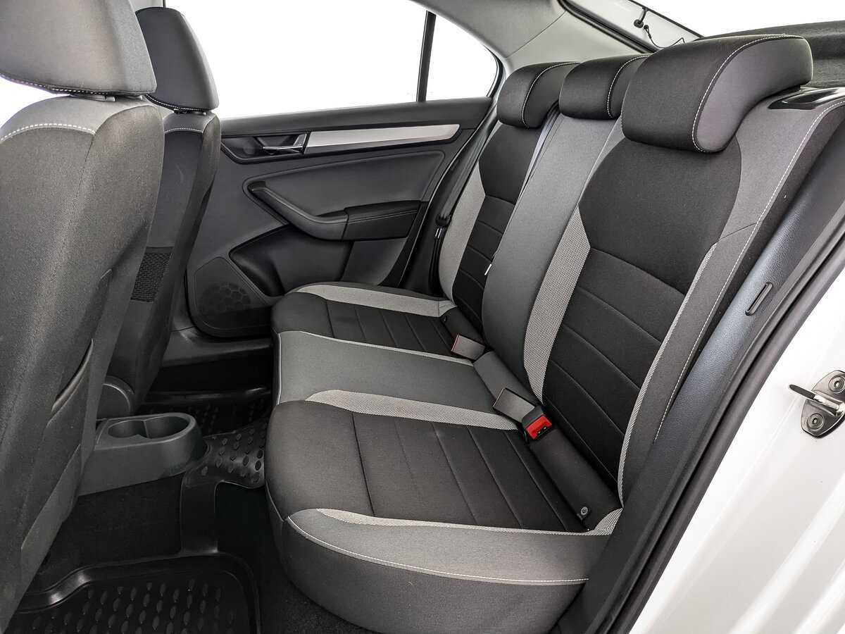 Skoda Rapid с пробегом — 2019 год. Фото: #13