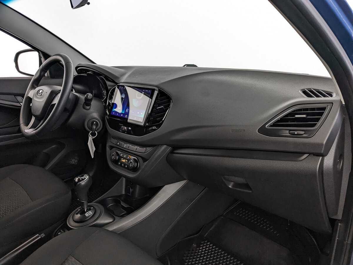 Lada (ВАЗ) Vesta с пробегом — 2016 год. Фото: #8