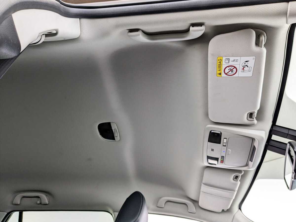 Subaru Outback с пробегом — 2017 год. Фото: #16