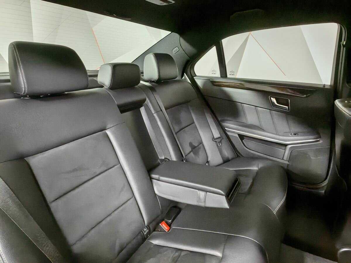 Mercedes-Benz E-Класс с пробегом — 2012 год. Фото: #12