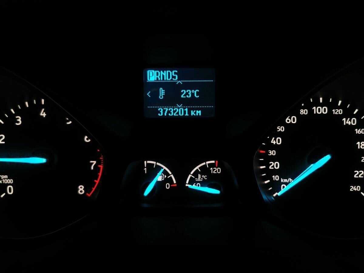 Ford Kuga с пробегом — 2017 год. Фото: #15