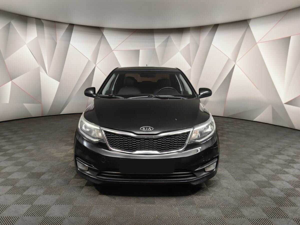 Kia Rio с пробегом — 2015 год. Фото: #6