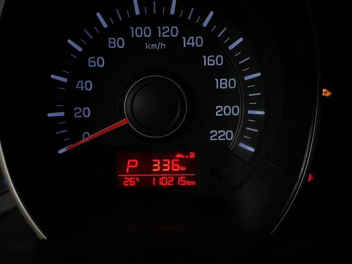 Kia Rio с пробегом — 2015 год. Фото: #15