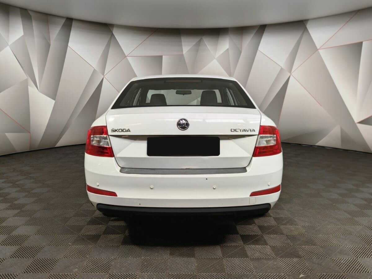 Skoda Octavia с пробегом — 2015 год. Фото: #7