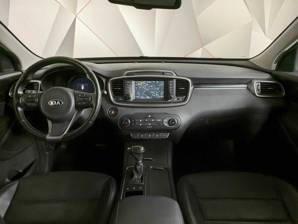 Kia Sorento с пробегом — 2017 год. Фото: #9