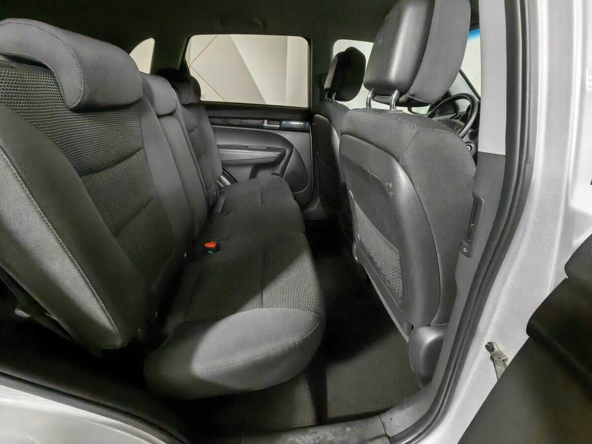 Kia Sorento с пробегом — 2017 год. Фото: #11