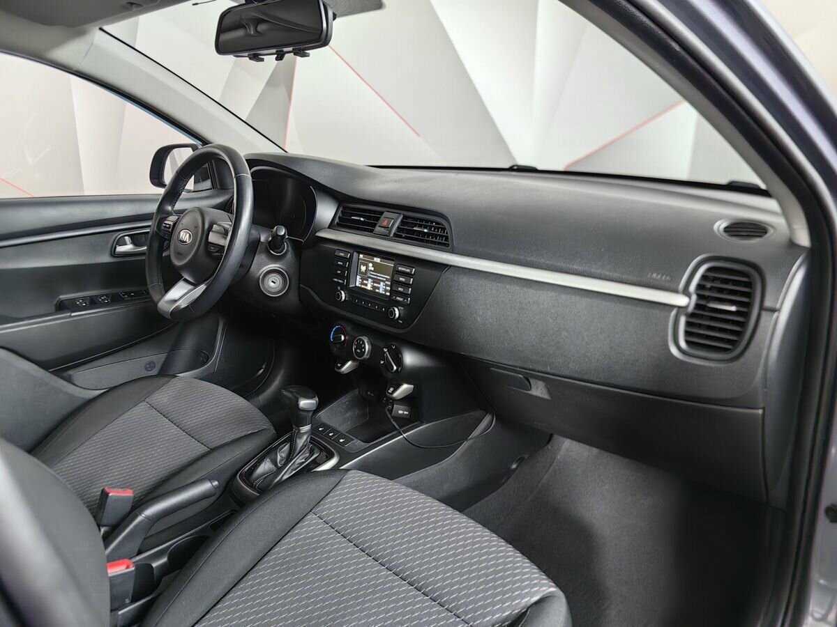 Kia Rio с пробегом — 2018 год. Фото: #8