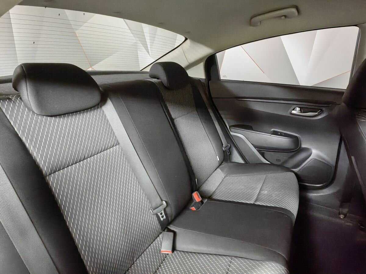 Kia Rio с пробегом — 2018 год. Фото: #12