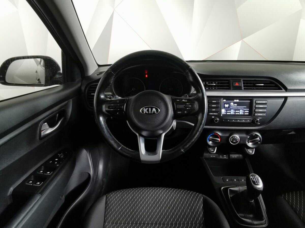 Kia Rio с пробегом — 2018 год. Фото: #14