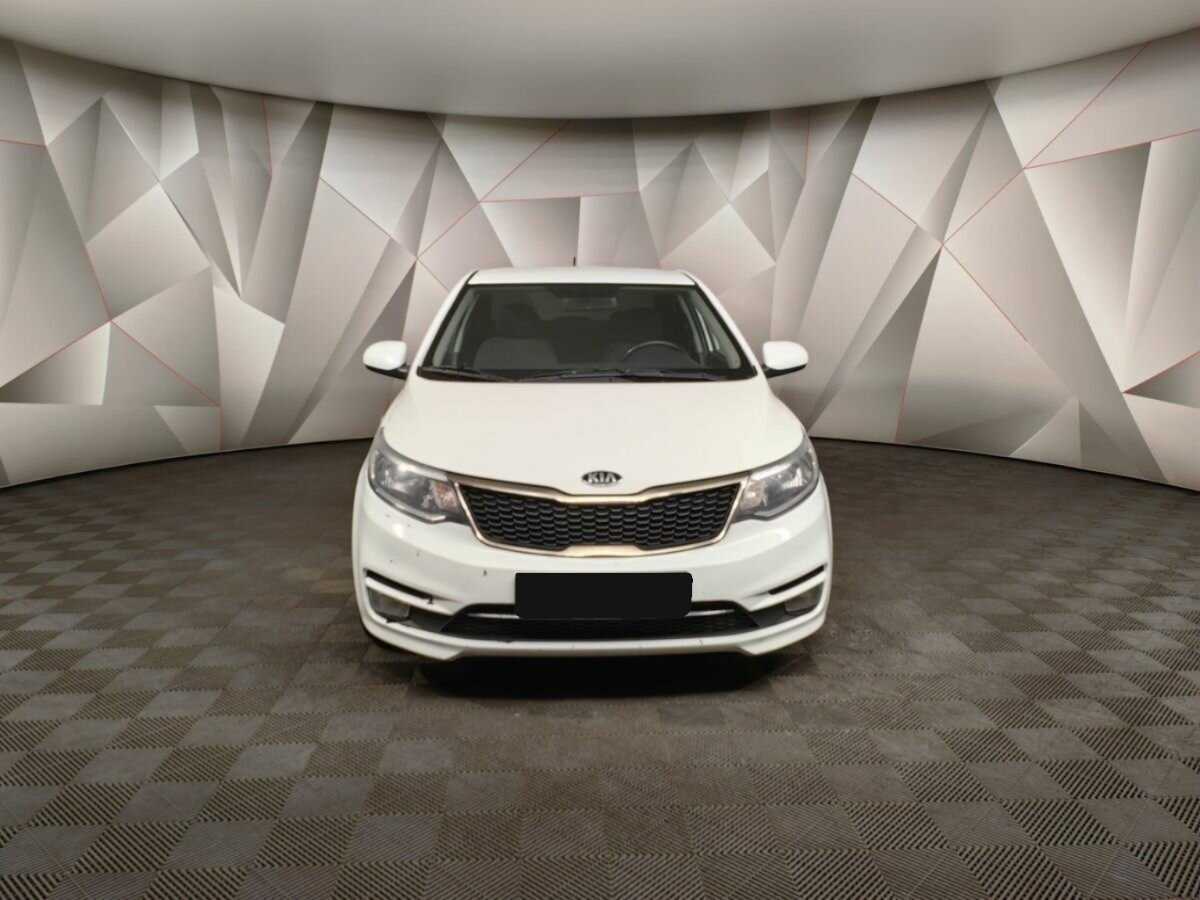 Kia Rio с пробегом — 2017 год. Фото: #6