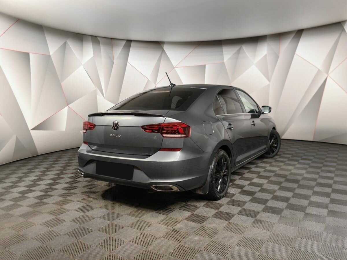 Volkswagen Polo с пробегом — 2021 год. Фото: #1