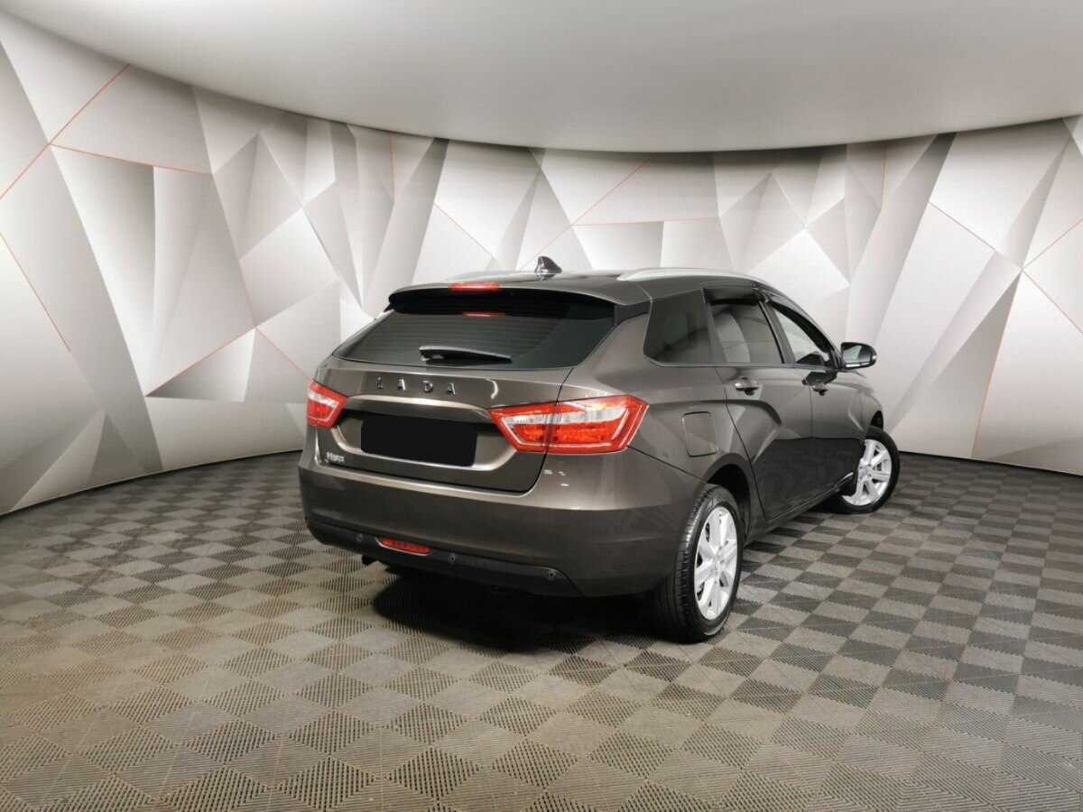 Lada (ВАЗ) Vesta с пробегом — 2022 год. Фото: #1