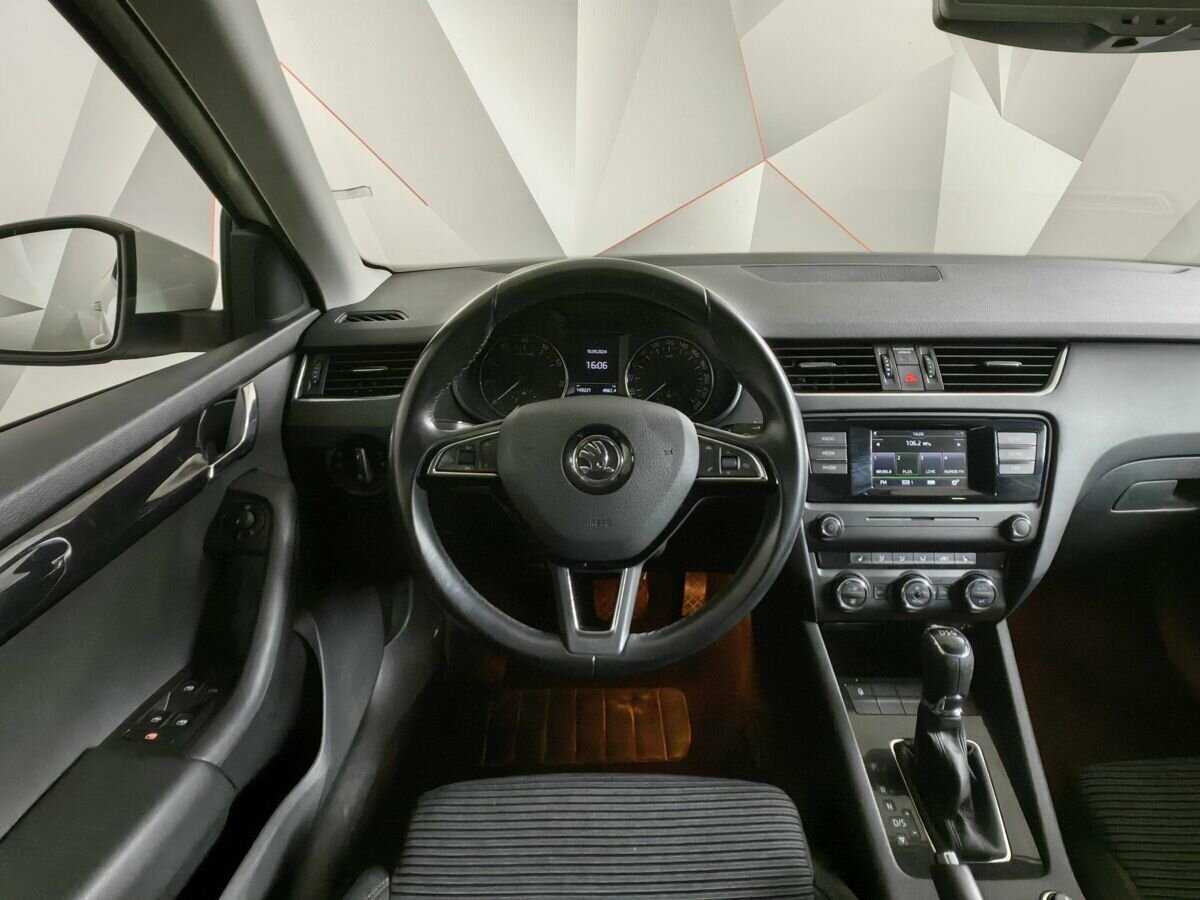 Skoda Octavia с пробегом — 2015 год. Фото: #14