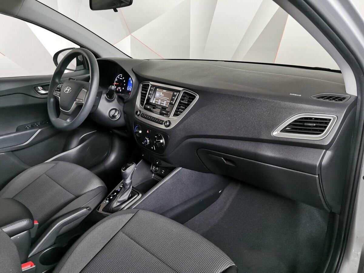 Hyundai Solaris с пробегом — 2020 год. Фото: #8