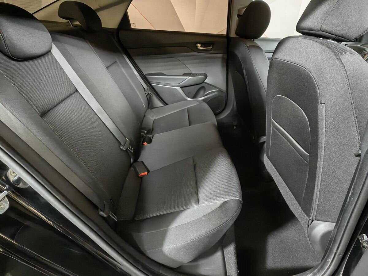 Hyundai Solaris с пробегом — 2017 год. Фото: #11