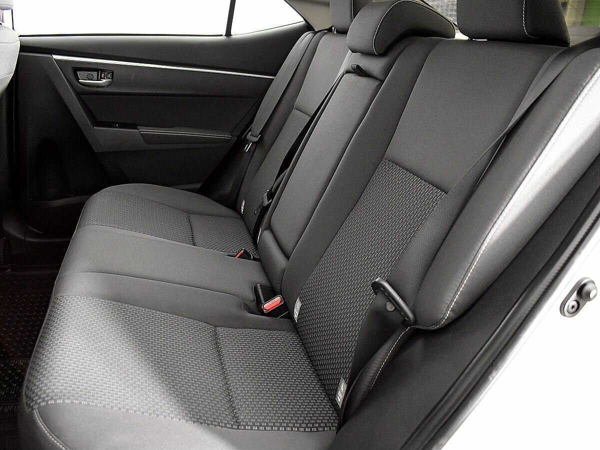 Toyota Corolla с пробегом — 2017 год. Фото: #8