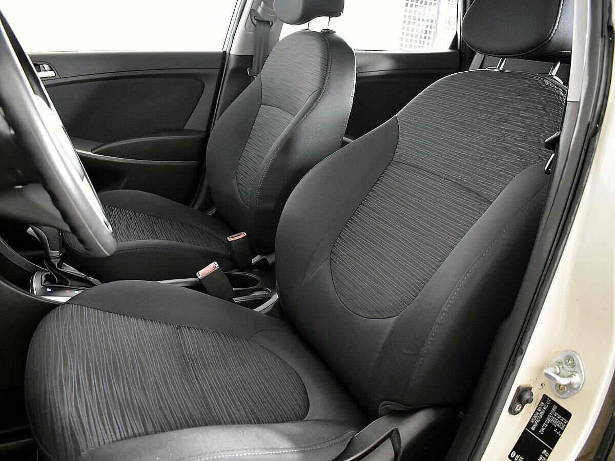 Hyundai Solaris с пробегом — 2014 год. Фото: #7