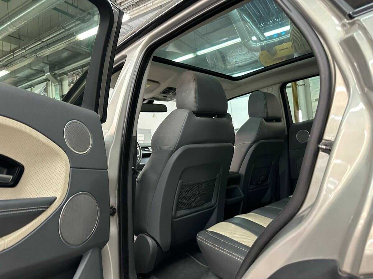 Land Rover Range Rover Evoque с пробегом — 2012 год. Фото: #11