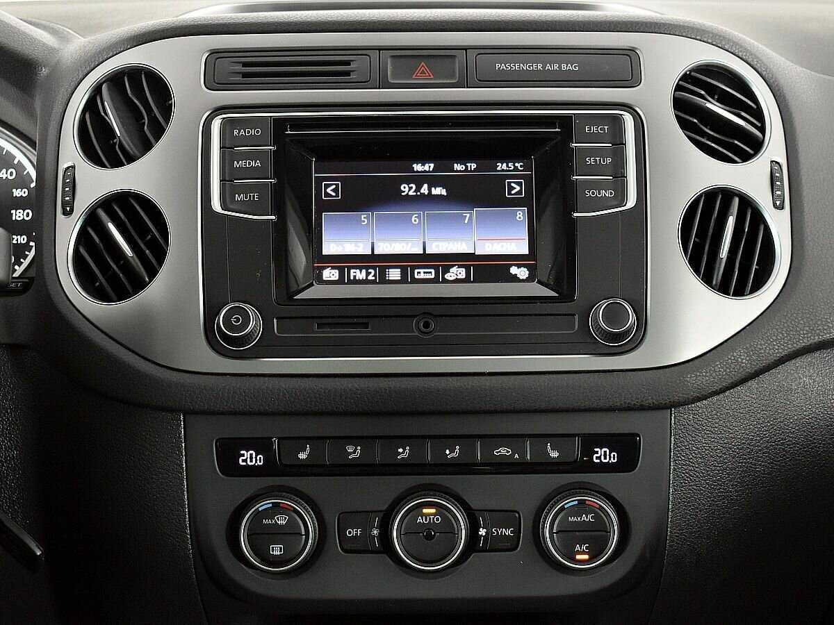 Volkswagen Tiguan с пробегом — 2016 год. Фото: #12