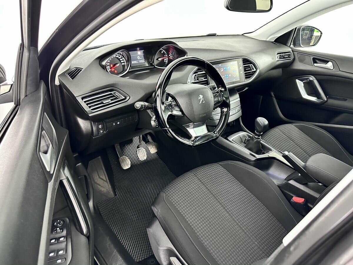 Peugeot 308 с пробегом — 2018 год. Фото: #5