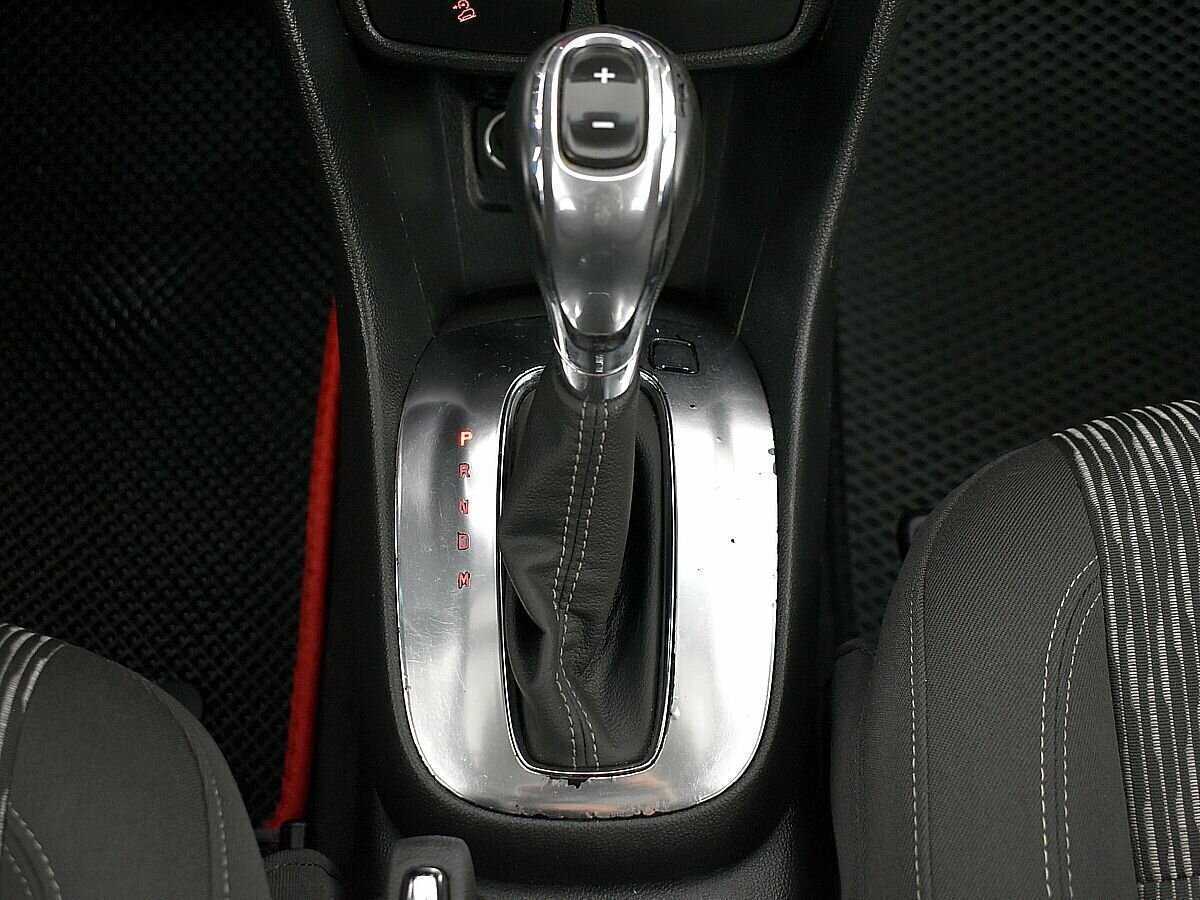 Opel Mokka с пробегом — 2013 год. Фото: #14