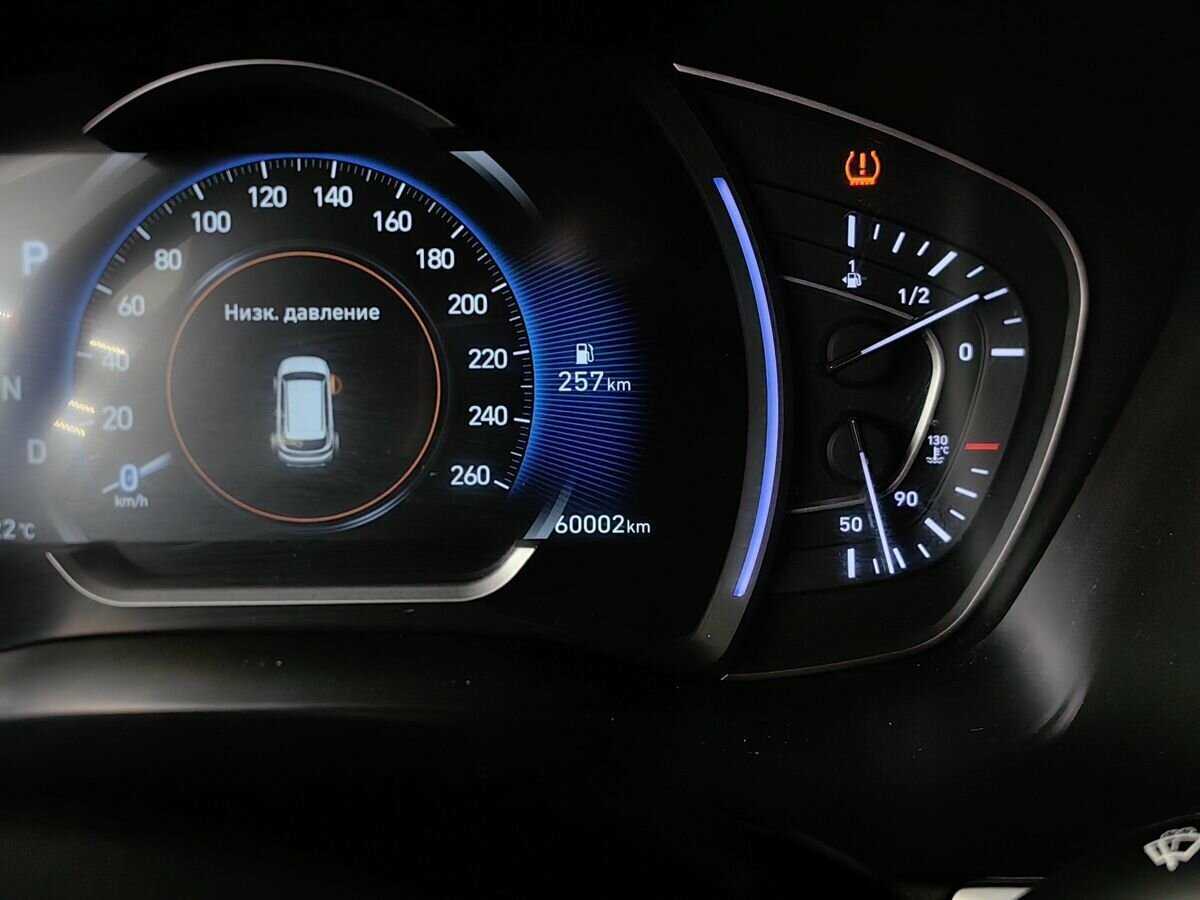 Hyundai Santa Fe с пробегом — 2018 год. Фото: #16