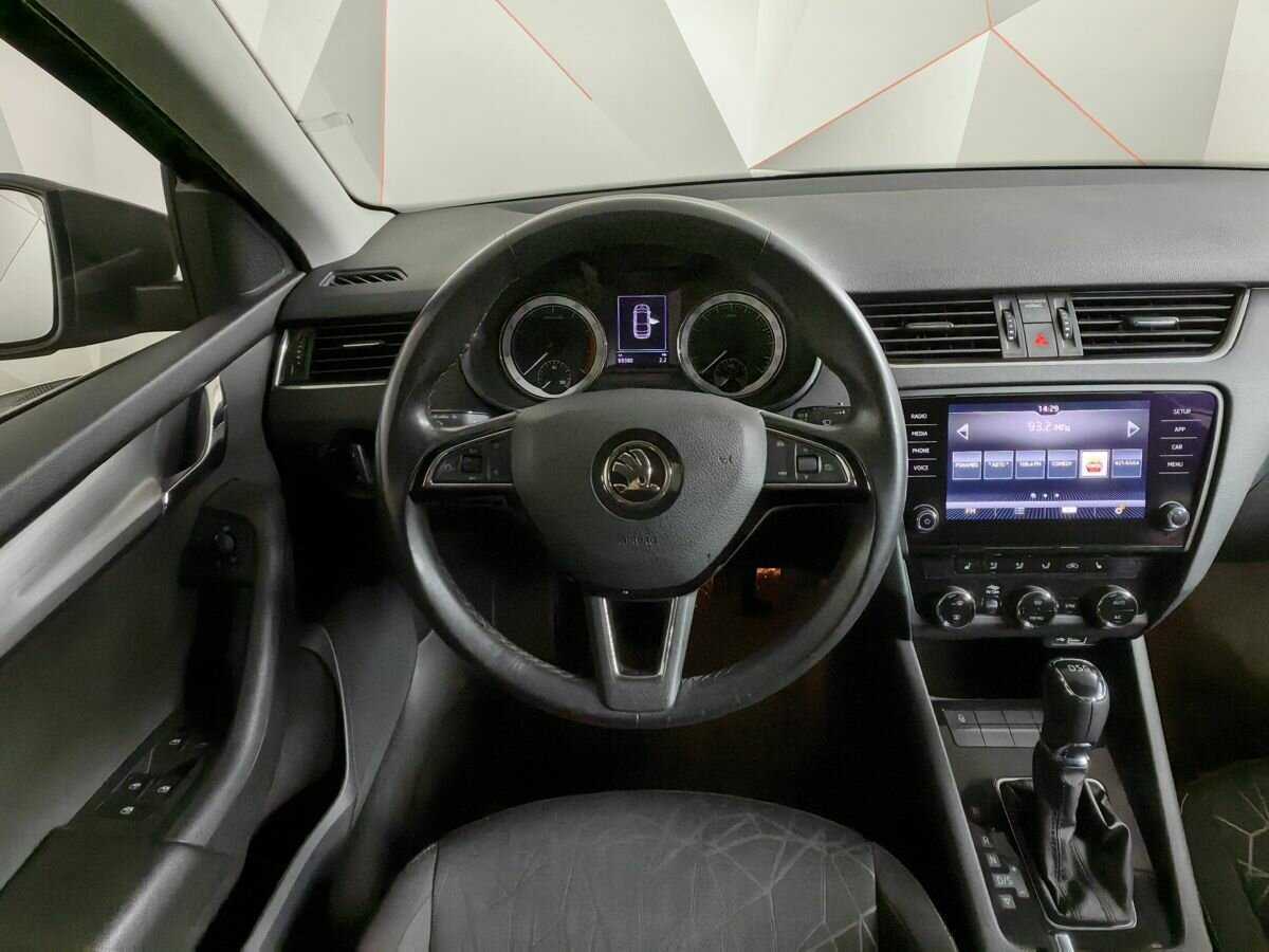 Skoda Octavia с пробегом — 2019 год. Фото: #14