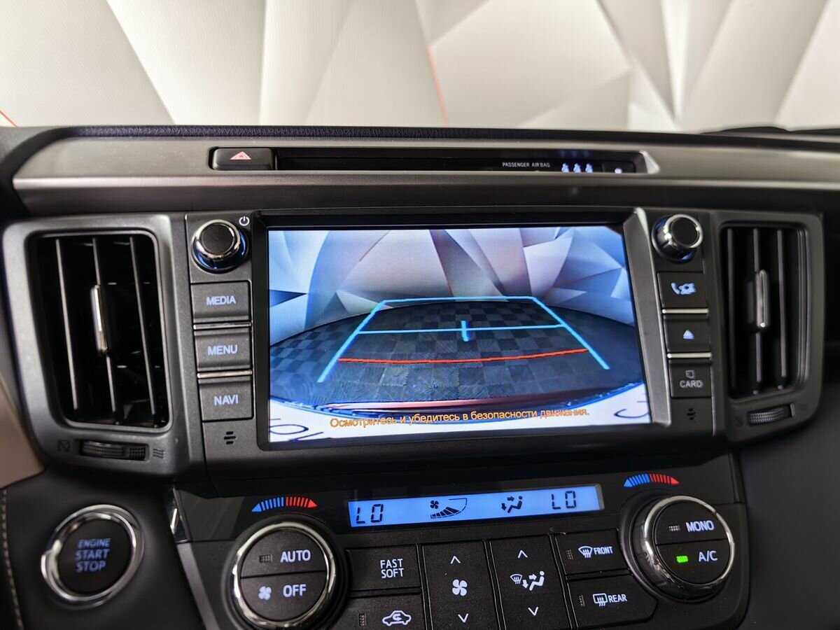 Toyota RAV4 с пробегом — 2018 год. Фото: #15