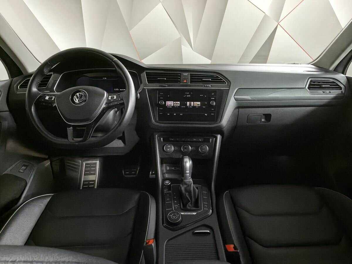 Volkswagen Tiguan с пробегом — 2018 год. Фото: #7