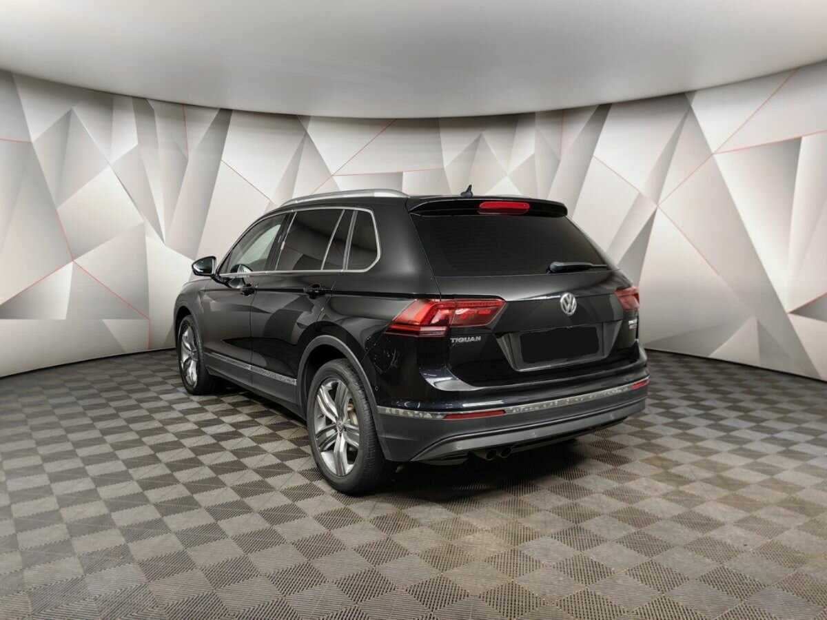 Volkswagen Tiguan с пробегом — 2017 год. Фото: #3