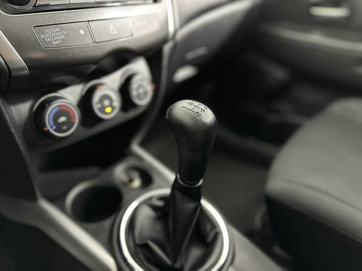 Mitsubishi ASX с пробегом — 2013 год. Фото: #12