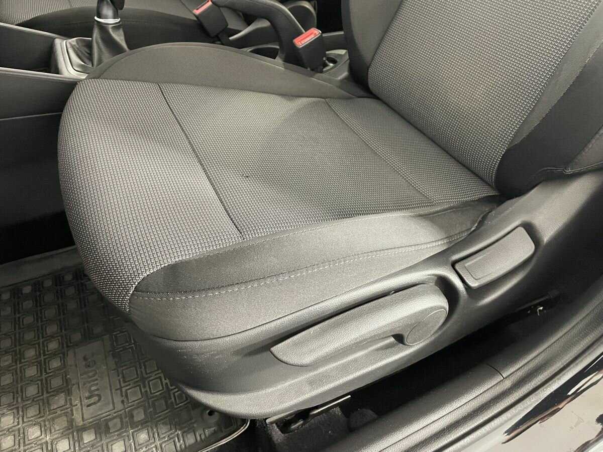 Hyundai Solaris с пробегом — 2017 год. Фото: #9