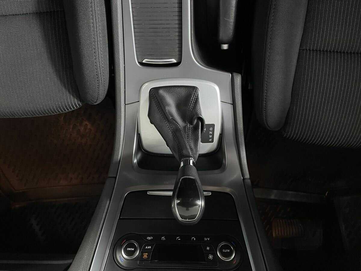 Ford Mondeo с пробегом — 2012 год. Фото: #12