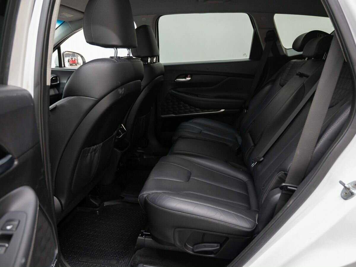 Hyundai Santa Fe с пробегом — 2019 год. Фото: #8