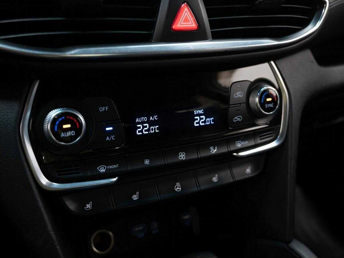 Hyundai Santa Fe с пробегом — 2019 год. Фото: #20