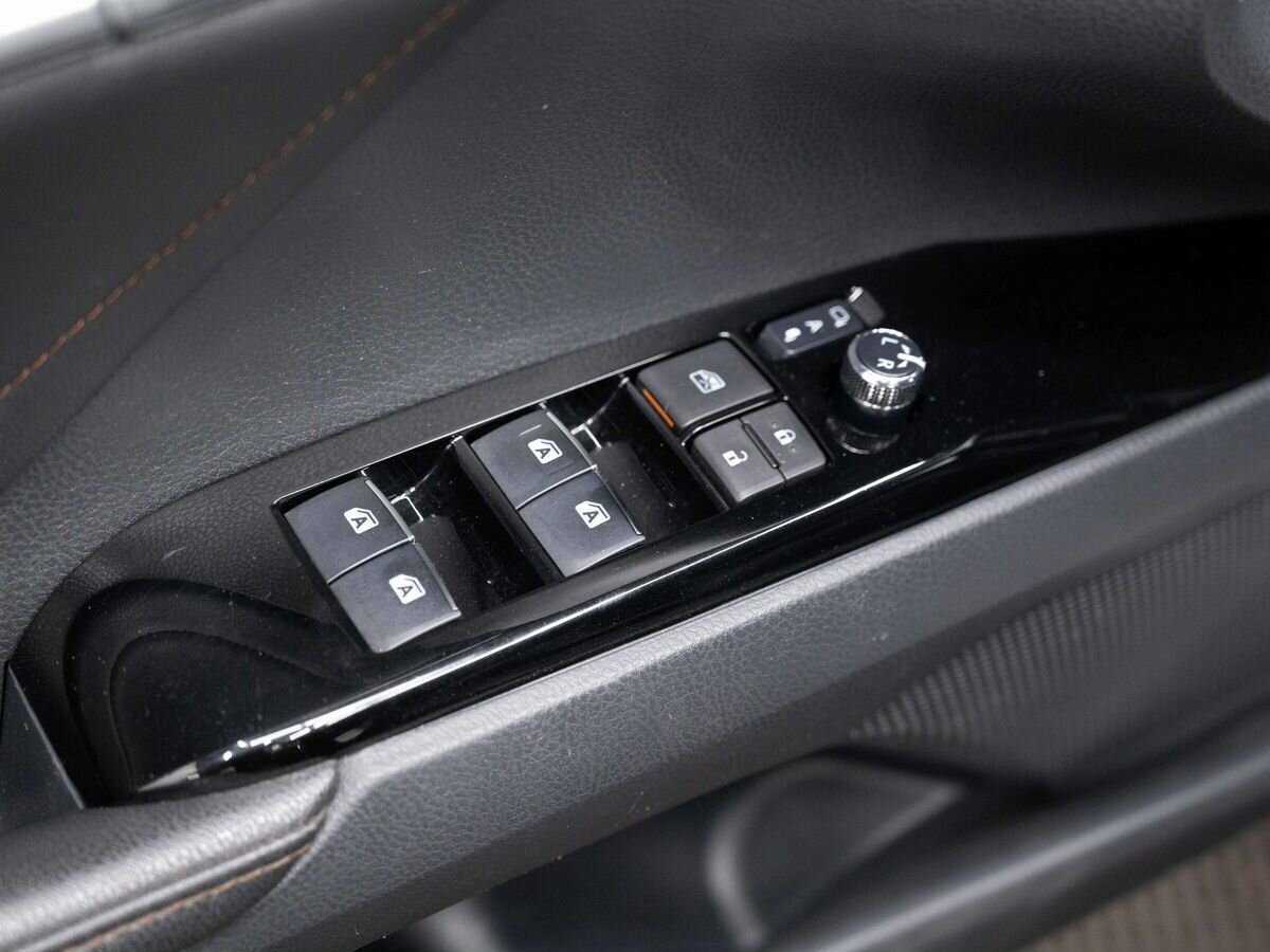 Toyota Camry с пробегом — 2019 год. Фото: #19