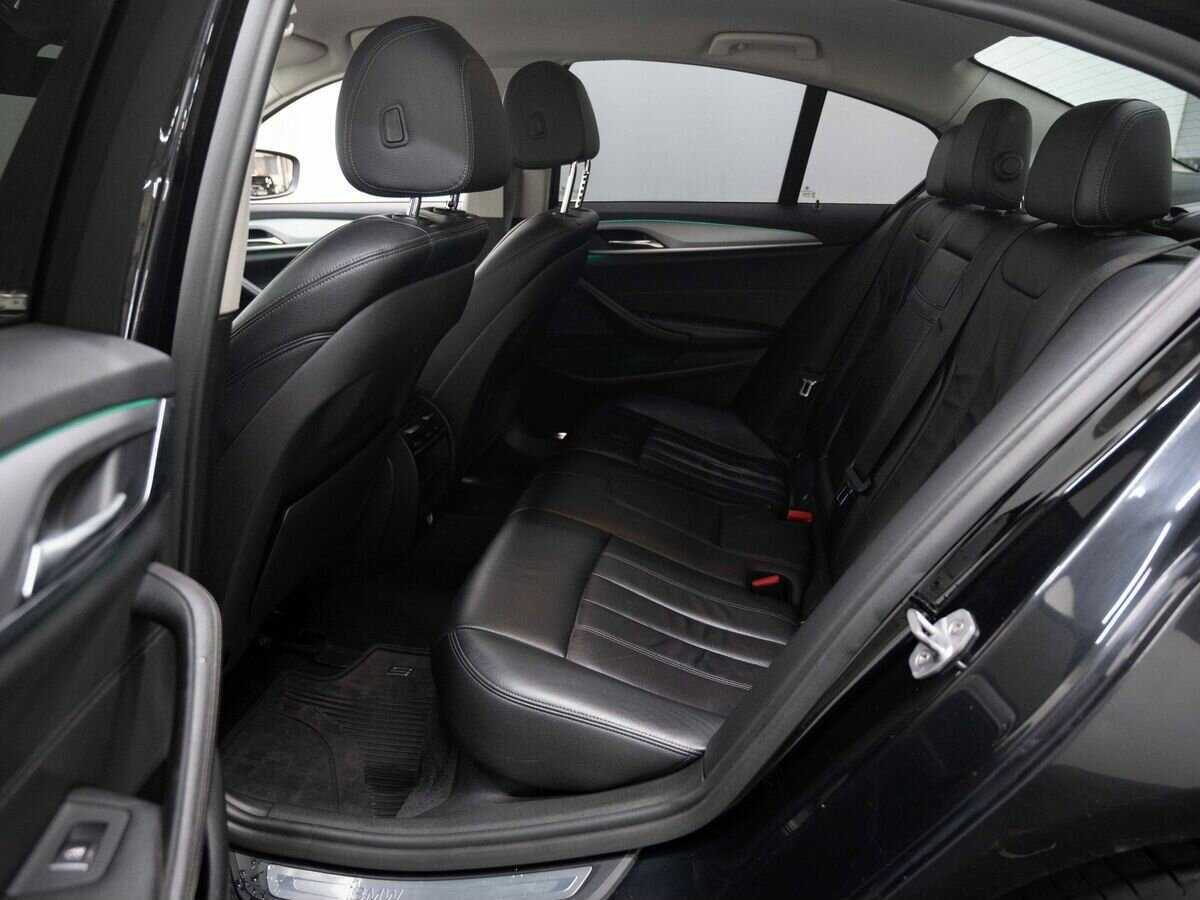 BMW 5 серии с пробегом — 2018 год. Фото: #8