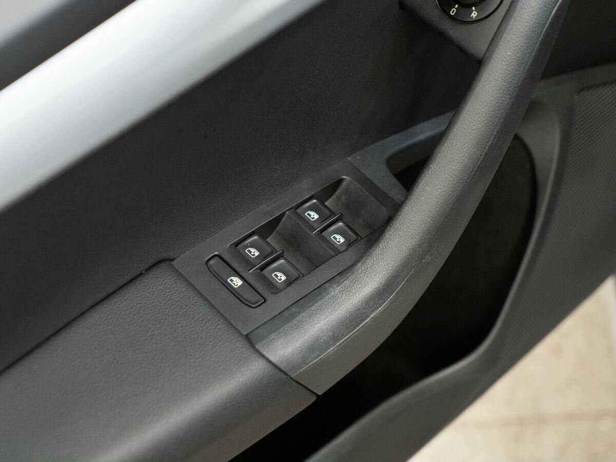 Skoda Octavia с пробегом — 2017 год. Фото: #13