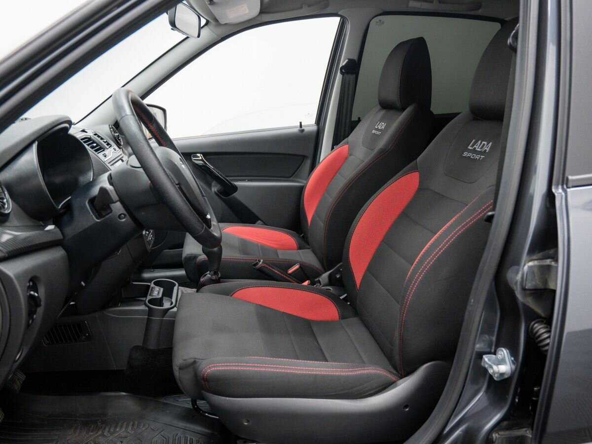 Lada (ВАЗ) Granta с пробегом — 2024 год. Фото: #12