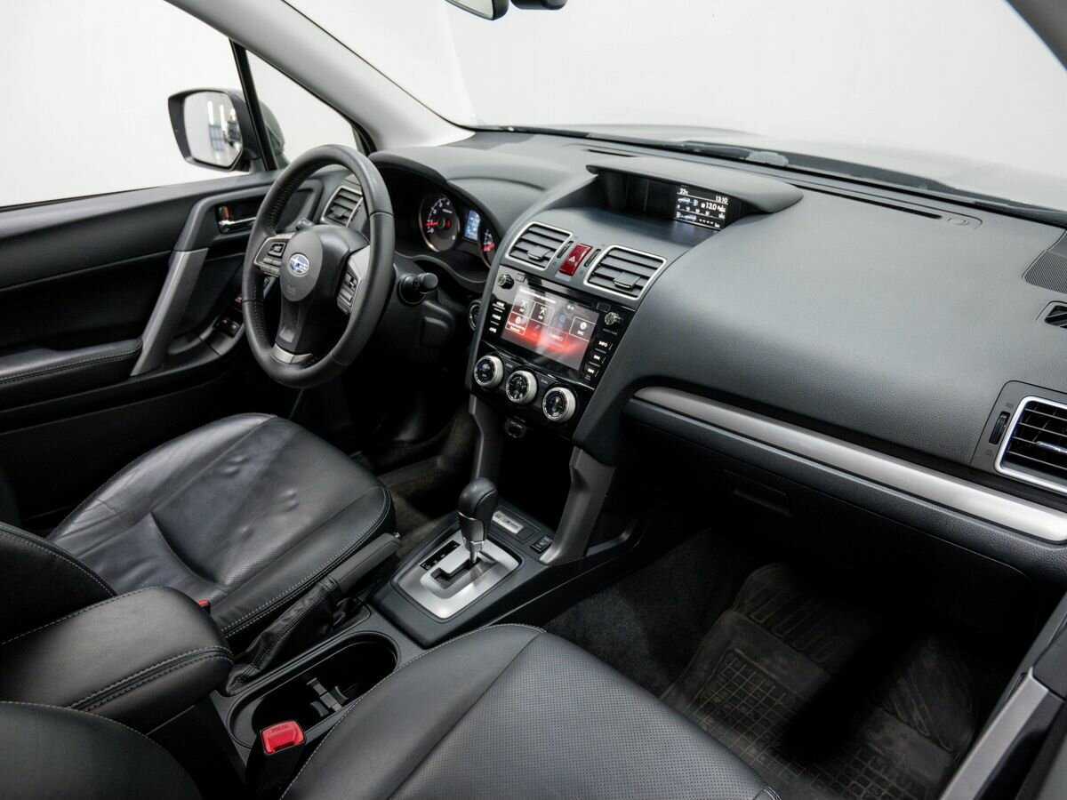 Subaru Forester с пробегом — 2015 год. Фото: #6