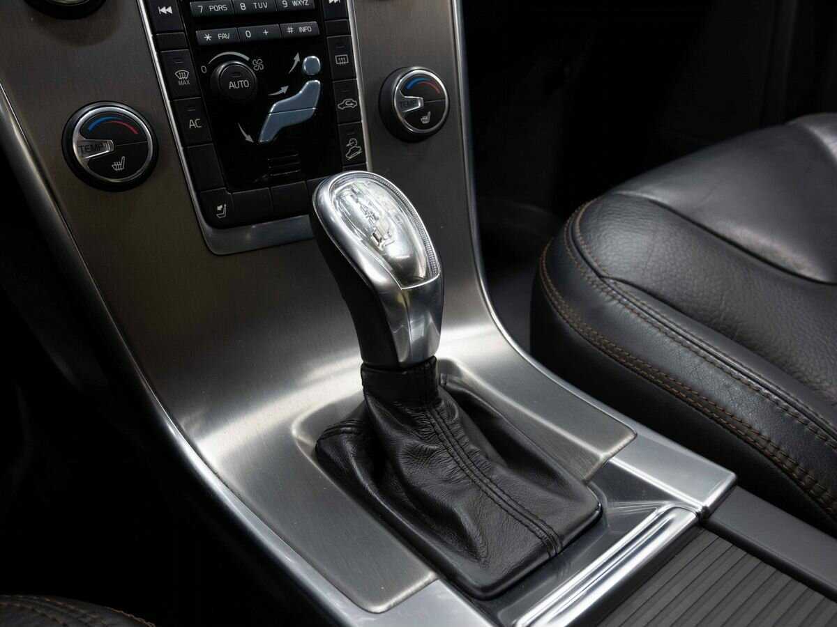 Volvo XC60 с пробегом — 2013 год. Фото: #20