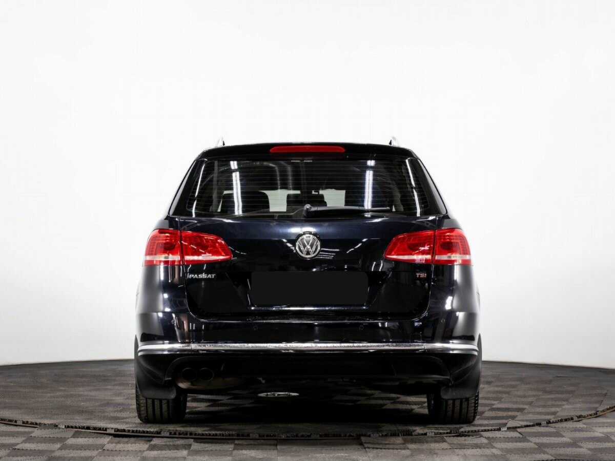 Volkswagen Passat с пробегом — 2012 год. Фото: #4