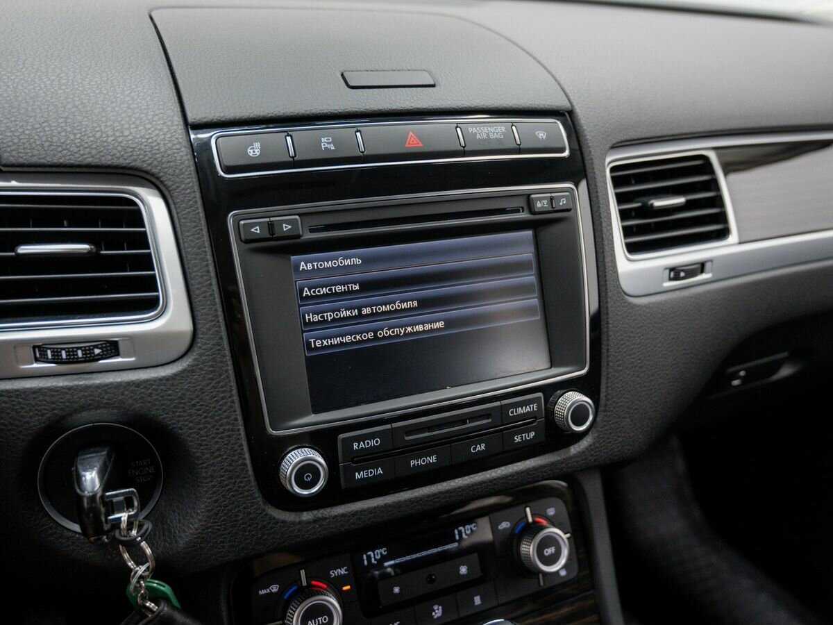 Volkswagen Touareg с пробегом — 2016 год. Фото: #20